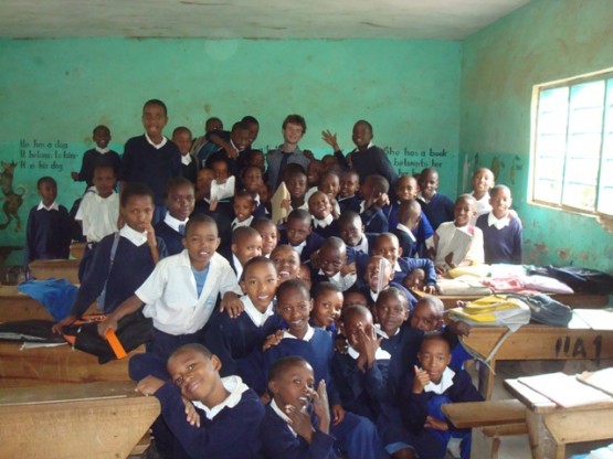 Volunteer in Tanzania, Dan Browne, with his Primary School class
