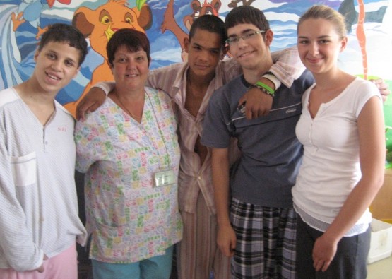 Romania volunteer at Children's Hospital