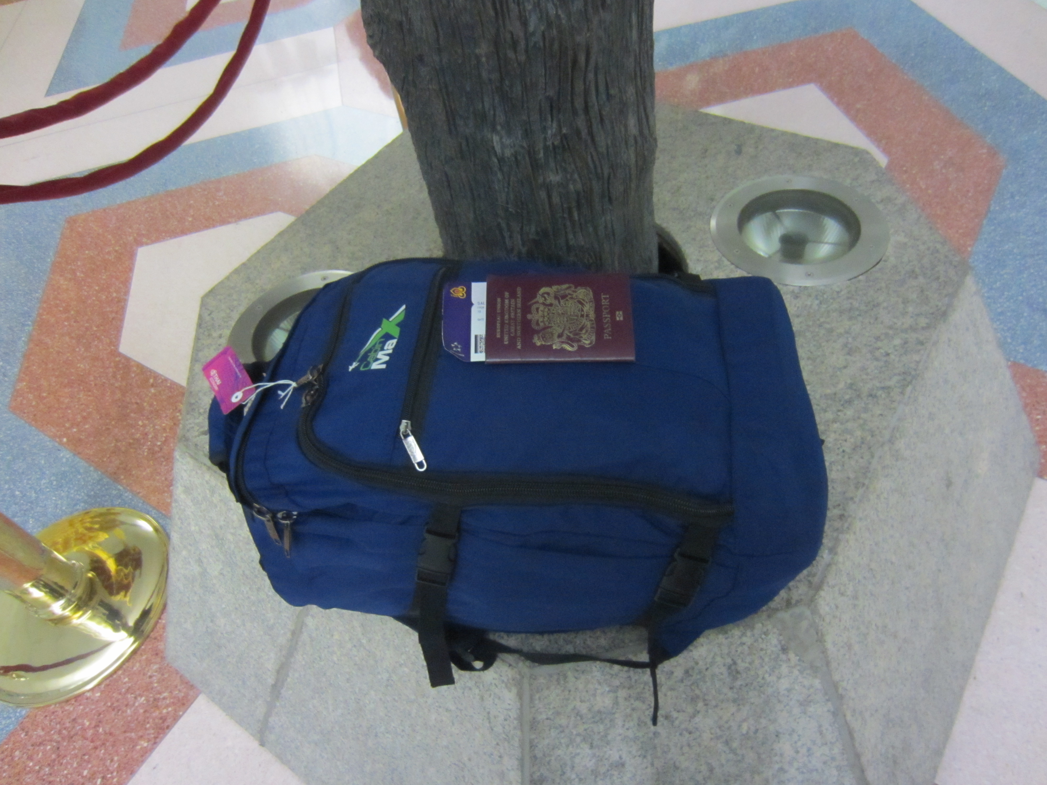 Travel gear review: Cabin Max Metz backpack (carry-on hand luggage)