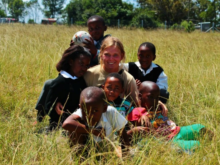 Safari volunteer gets involved in the local community