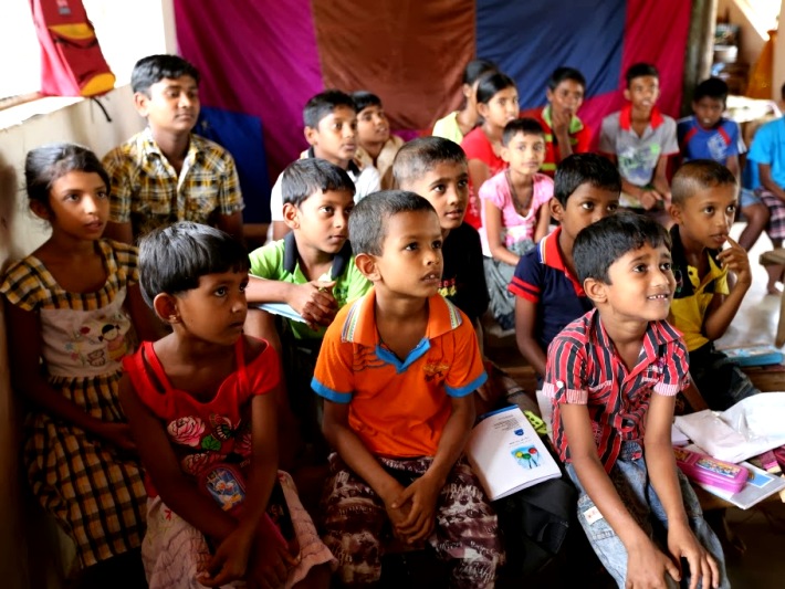 Local children in Sri Lanka love learning English from volunteers