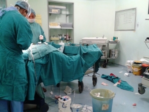 Oyster intern in a hospital operating theatre in India