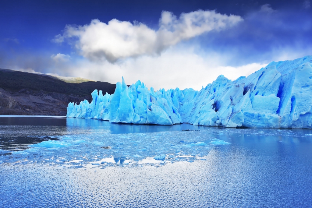 Chile icebergs shutterstock_165335423