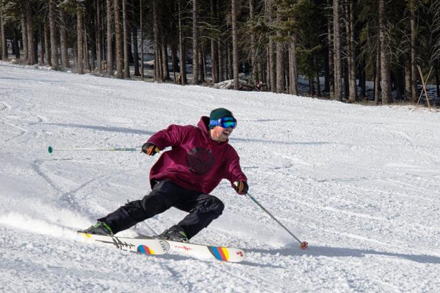 https://www.facebook.com/mtnorquay/photos/a.170215289668800.37275.168436703179992/1067791846577802/?type=3&theater banff